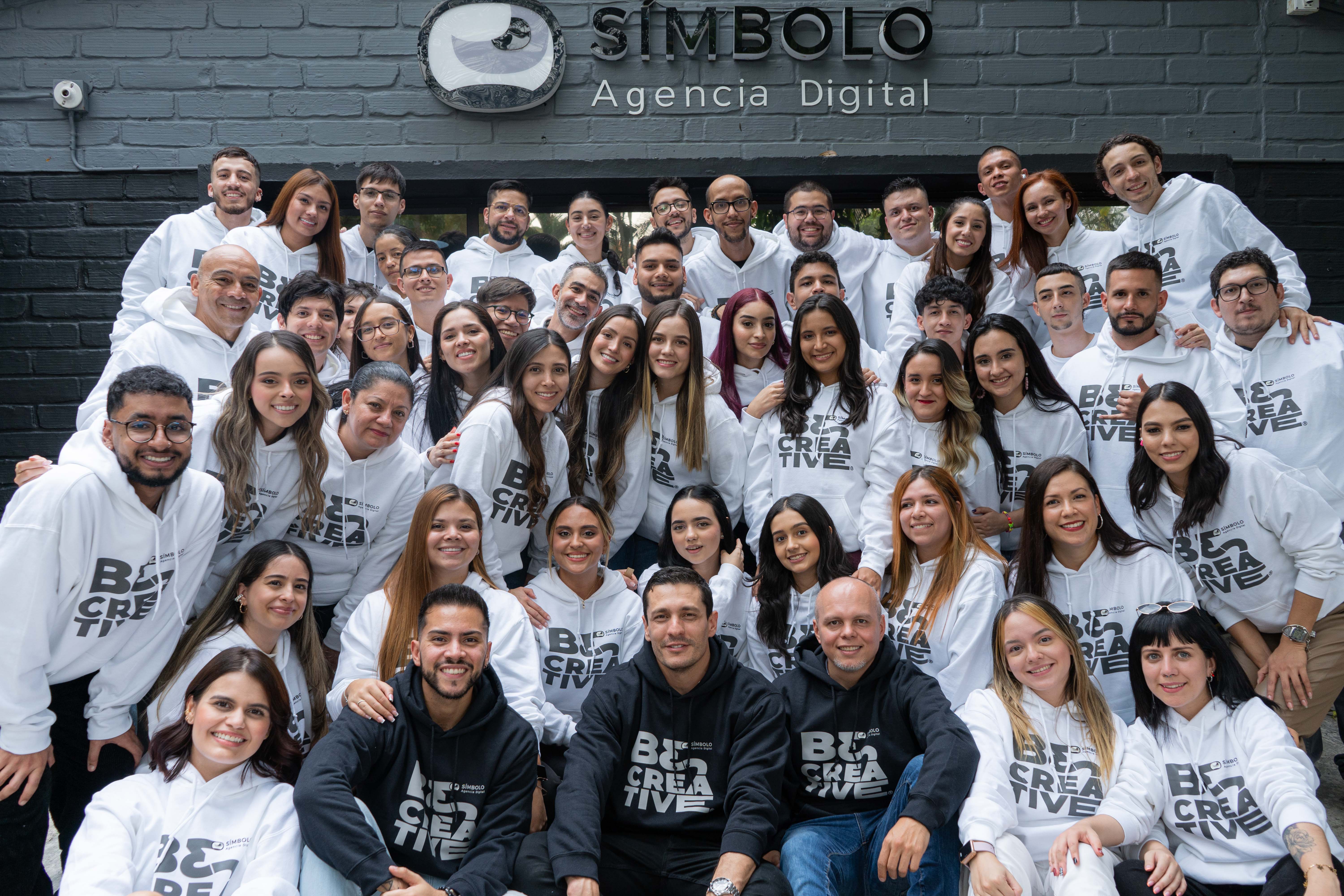 collage equipo actualizado abril 2024